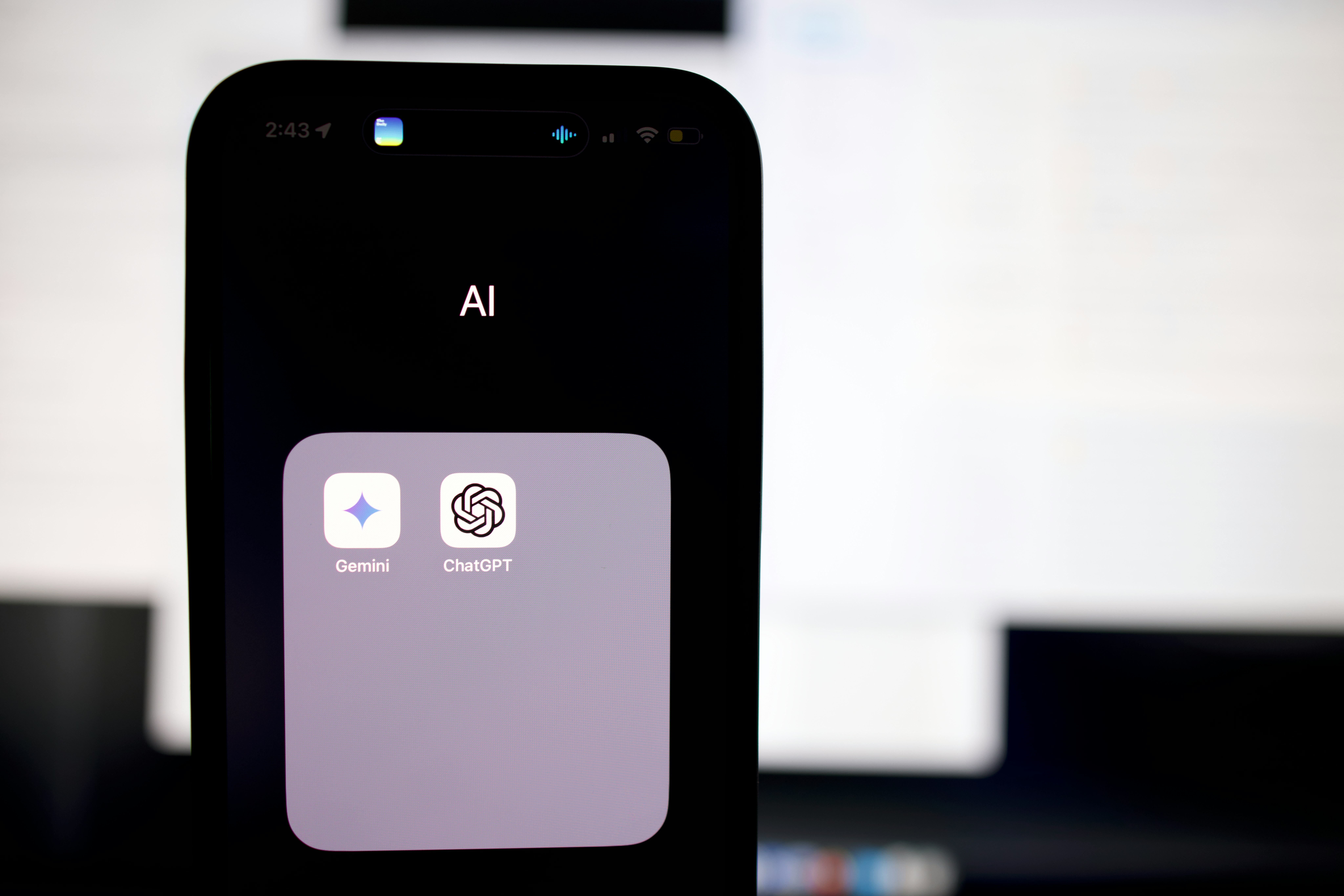 How Consumers Use ChatGPT + Google AI to Discover, Compare, and Buy Retail Products featured cover image